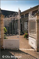 Domaine Bertrand Bachelet, Dezize-lès-Maranges, Burgundy.